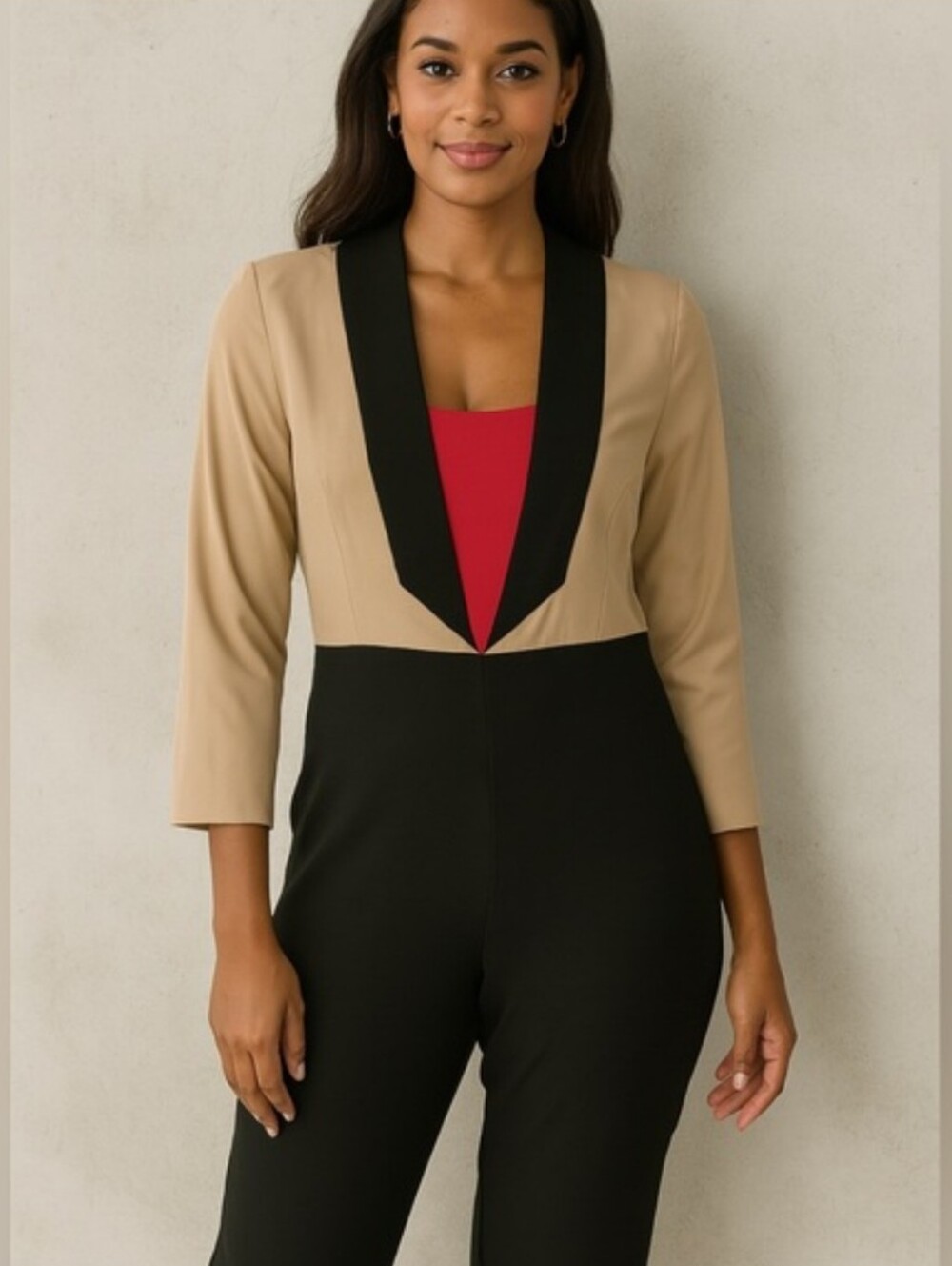 New York & Company Beige, Black & Red Colorblock V-Neck Jumpsuit 🔥🫰🏾😮‍💨